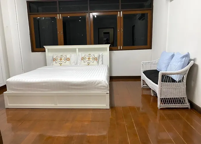 Take A Rest Ratchayothin